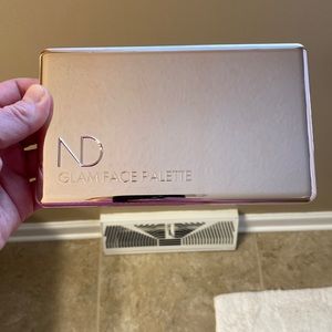 Natasha Denona Glam Face Palette Light